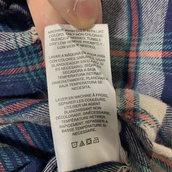 Thread Supply Plaid Red White Blue Button Up Cropped Shirt Size XL Women’s - Picture 11 of 13